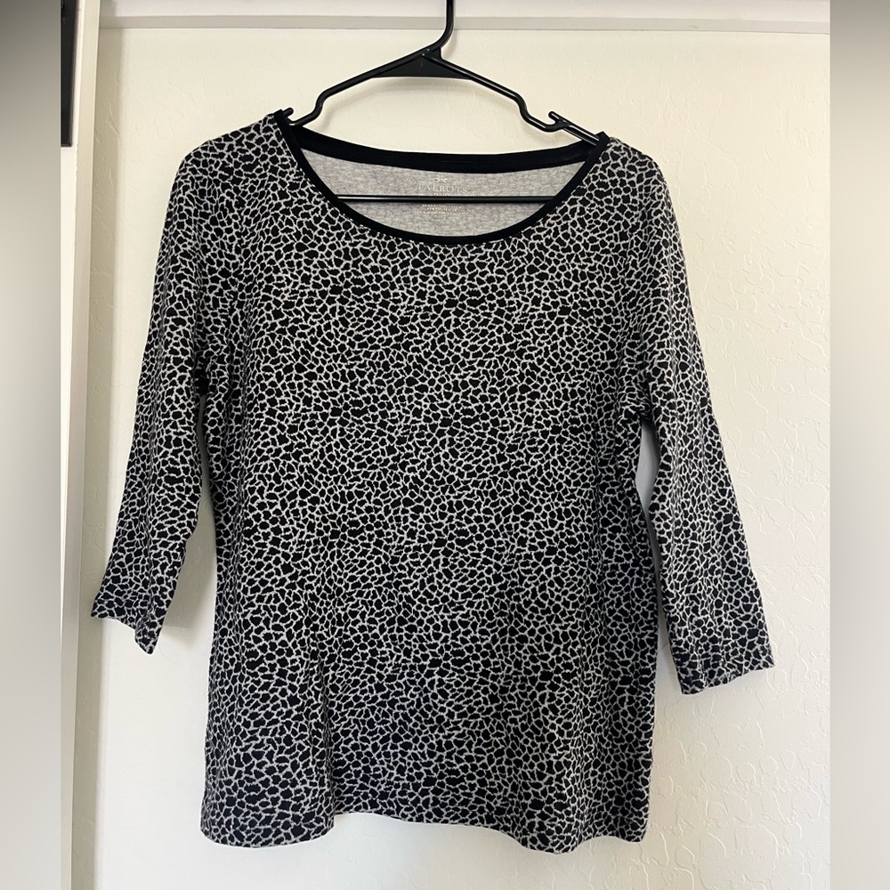 Talbots Women’s Animal Print 3/4 Sleeve Top Petite Large Sweater Blouse Shirt